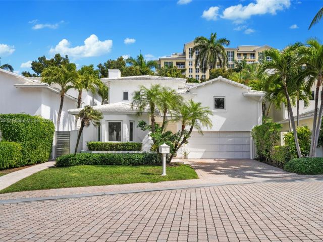 Продажа дома по адресу 6 Coconut Ln - фото 5573706