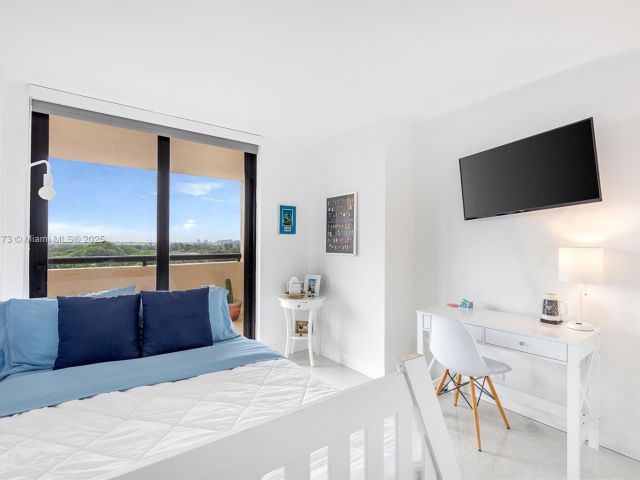 Продажа квартиры #1106 - фото 5685698