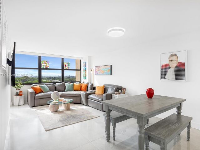 Продажа квартиры #1106 - фото 5685709