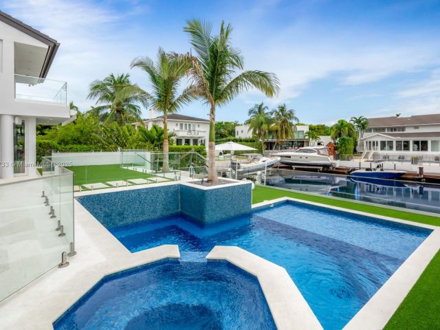 Продажа дома по адресу  - фото 5559464