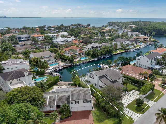 Продажа дома по адресу  - фото 5559470