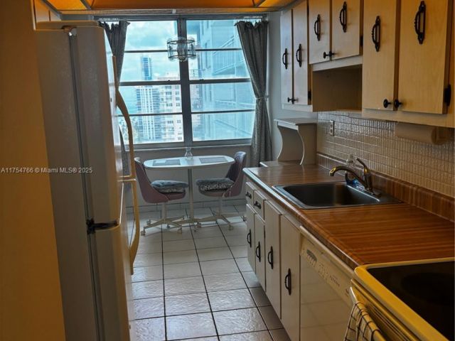 Продажа квартиры #2217 - фото 5734513