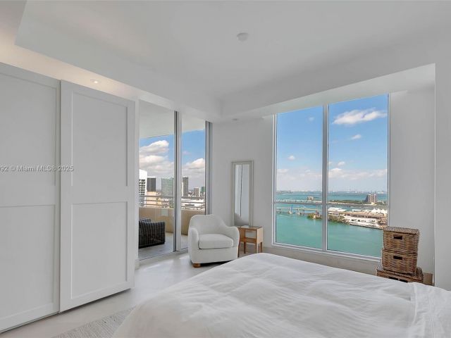 Продажа квартиры #4002 - фото 6203255