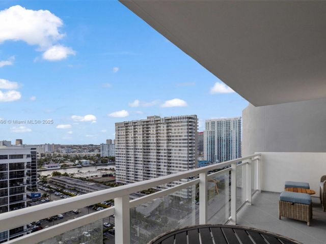 Продажа квартиры #1607 - фото 5662500