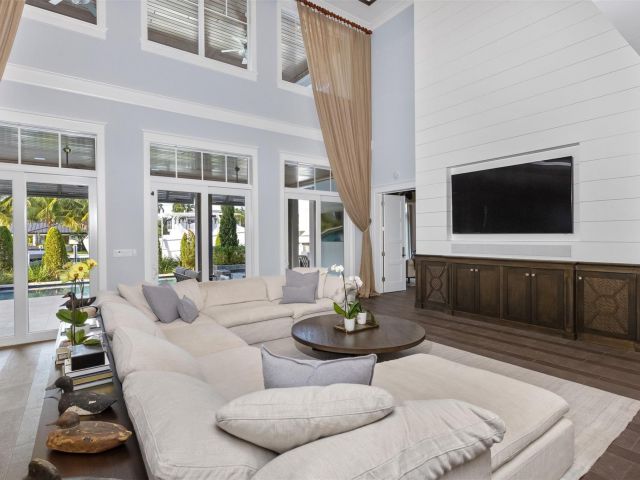 Продажа дома по адресу 2317 Delmar Pl - фото 5762918