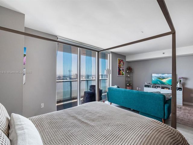 Продажа квартиры #5209 - фото 5630118