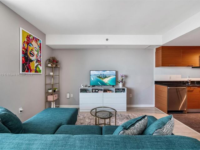 Продажа квартиры #5209 - фото 5630119