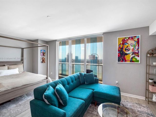 Продажа квартиры #5209 - фото 5630124