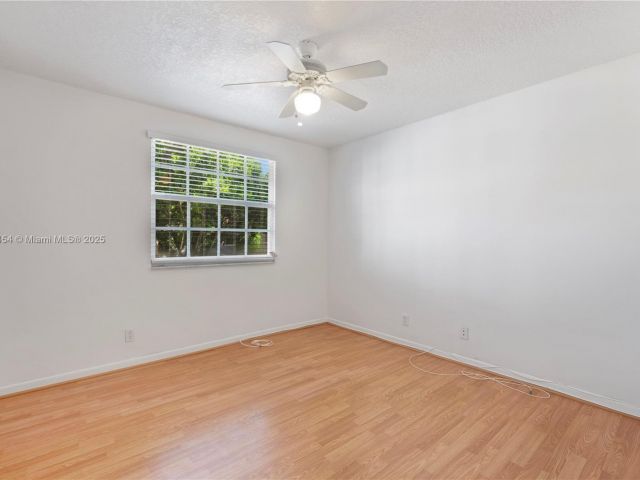 Продажа дома по адресу 11066 Long Boat Dr - фото 5732483