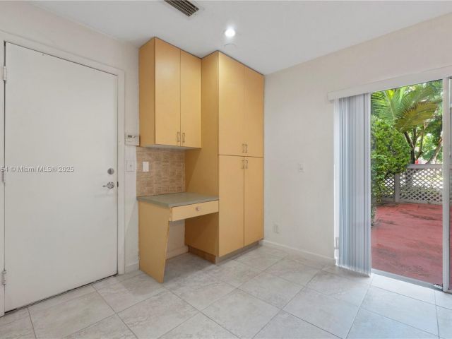 Продажа дома по адресу 11066 Long Boat Dr - фото 5732488