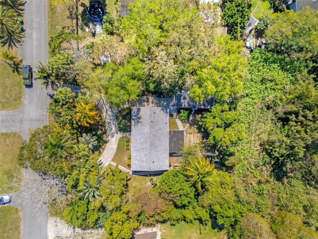 Продажа дома по адресу 22908 SW 155th Ave - фото 5808517