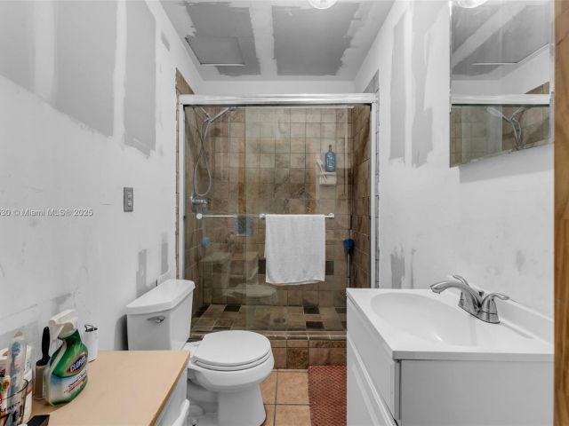 Продажа дома по адресу 22908 SW 155th Ave - фото 5808519