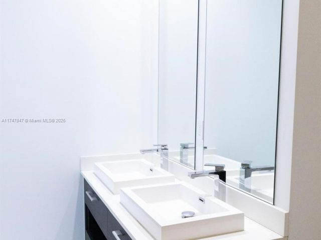 Продажа квартиры #4703 - фото 5605641