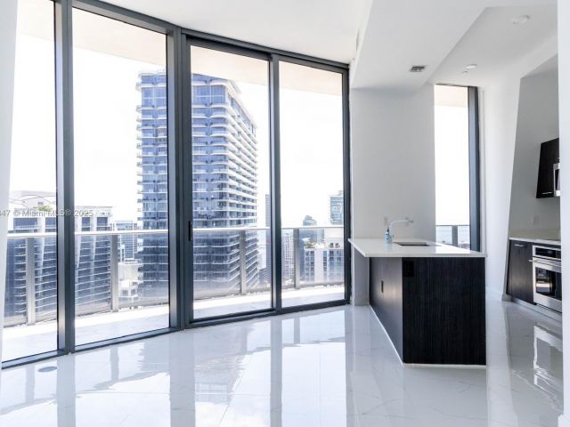 Продажа квартиры #4703 - фото 5605644