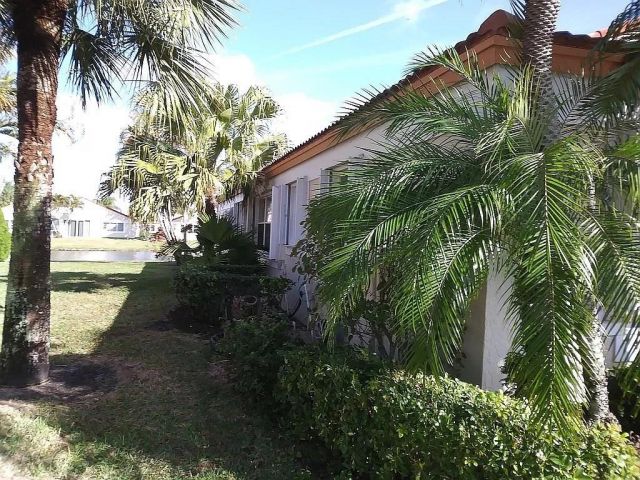 Продажа дома по адресу 8045 Clear Shores Cir - фото 5758735