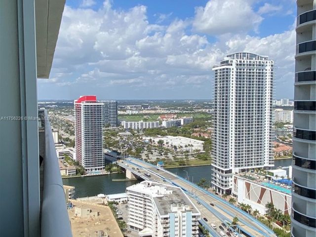 Продажа квартиры #3609 - фото 5696789