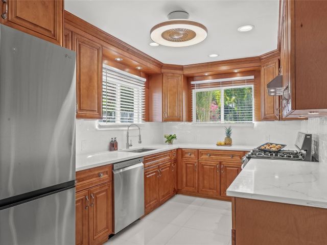 Дом в аренду по адресу 1500 Florida Ave - фото 5752726