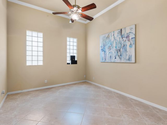 Продажа дома по адресу 7267 Demedici Circle - фото 6717843