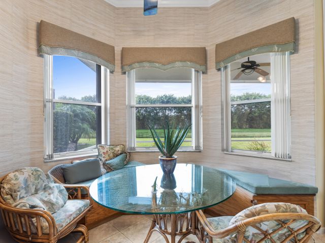 Продажа дома по адресу 7267 Demedici Circle - фото 6717848