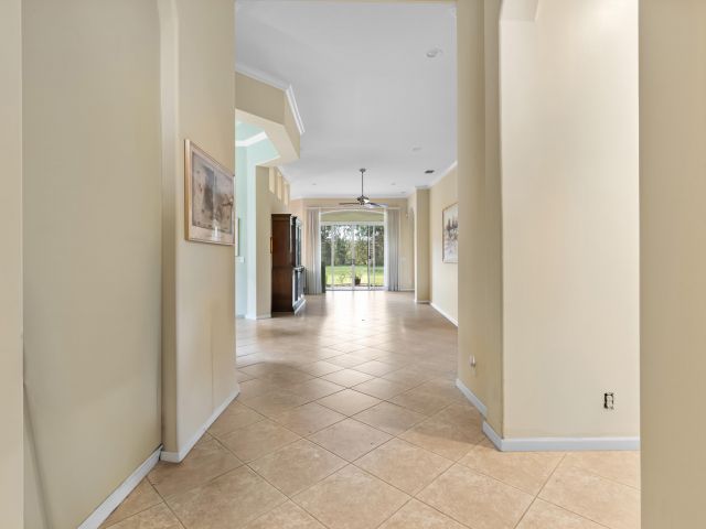 Продажа дома по адресу 7267 Demedici Circle - фото 6717854