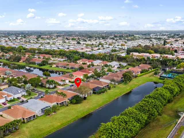 Продажа дома по адресу 7267 Demedici Circle - фото 6717857