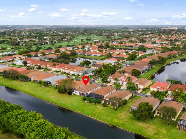 Продажа дома по адресу 7267 Demedici Circle - фото 6717858