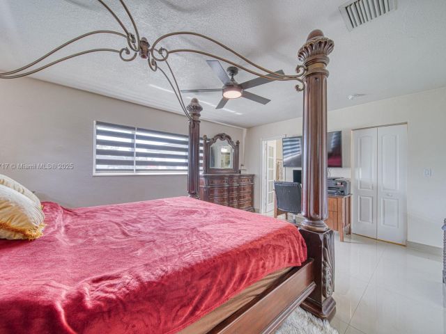 Продажа дома по адресу 19390 SW 312th St - фото 5599286