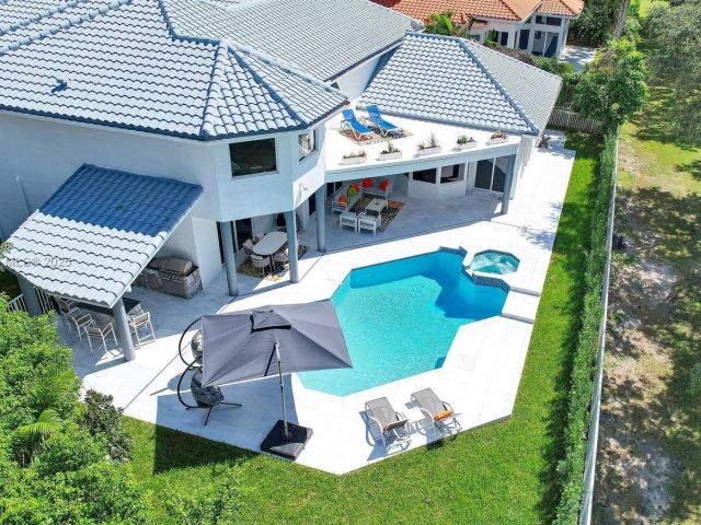 Продажа дома по адресу 2578 NW 63rd Ln - фото 5747107