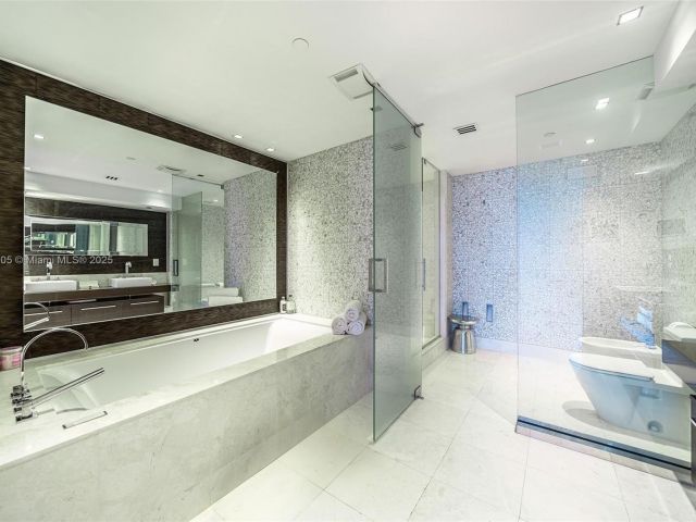 Продажа квартиры #4208 - фото 6733004