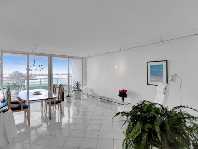 Продажа квартиры #1923 - фото 5921715