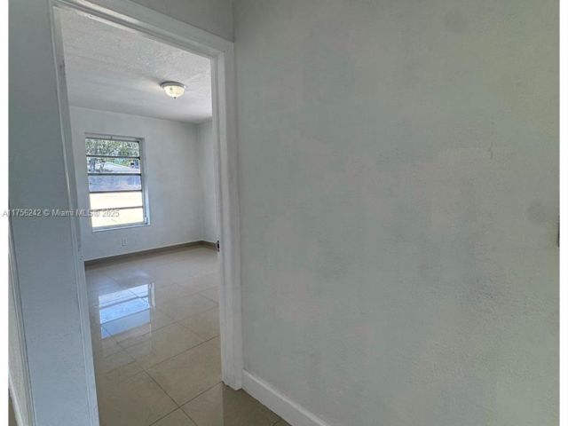 Продажа дома по адресу 2318 Scott St - фото 5529670