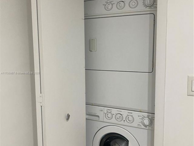 Продажа квартиры #1906 - фото 5777384