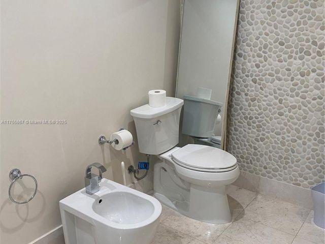 Продажа квартиры #1906 - фото 5777386