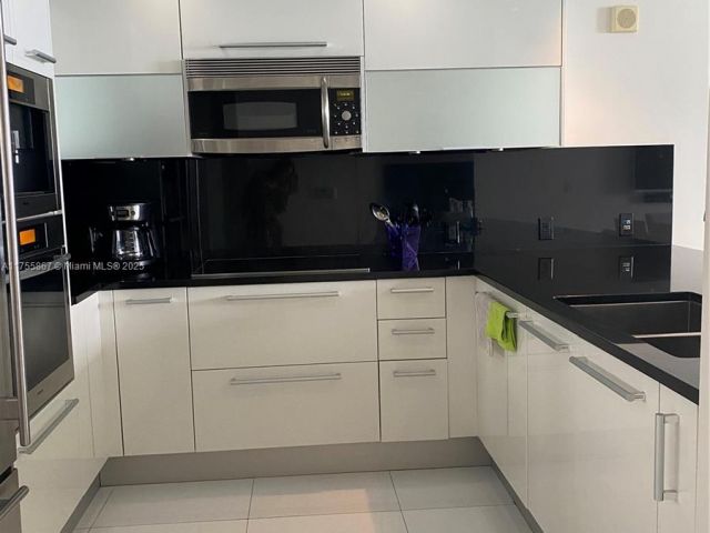 Продажа квартиры #1906 - фото 5777394