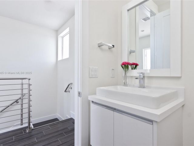 Продажа дома по адресу  - фото 5585442