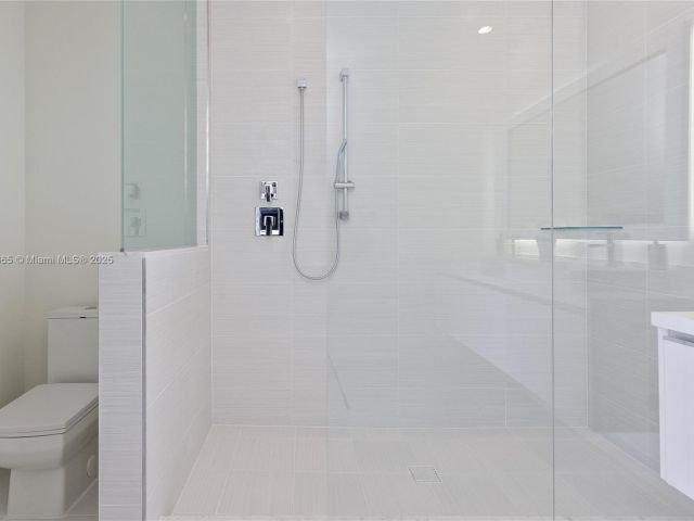 Продажа дома по адресу  - фото 5585446