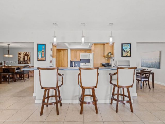 Продажа дома по адресу 6311 SW 93rd Ct - фото 5556272