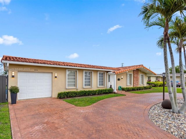 Продажа дома по адресу 6311 SW 93rd Ct - фото 5556284