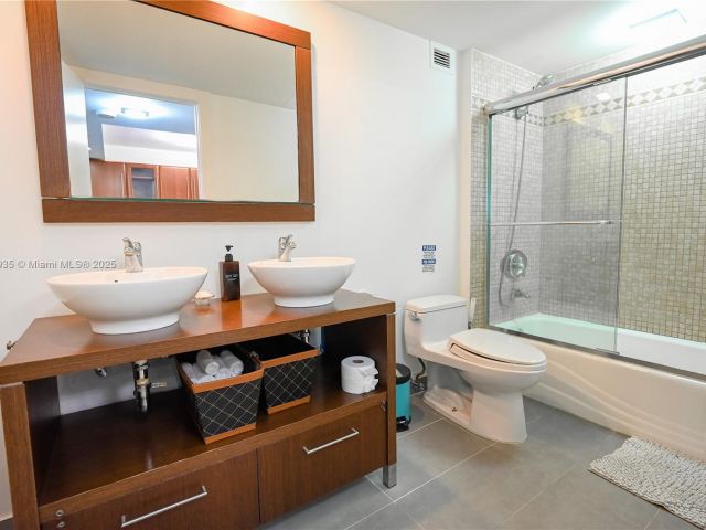 Продажа квартиры #921 - фото 5611593