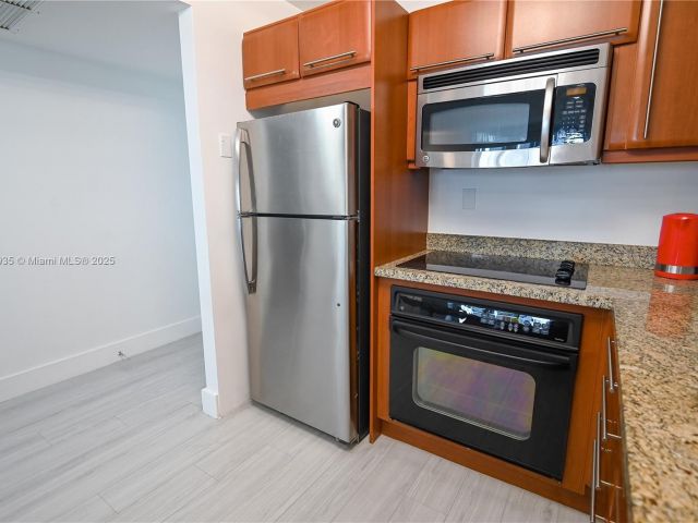 Продажа квартиры #921 - фото 5611594