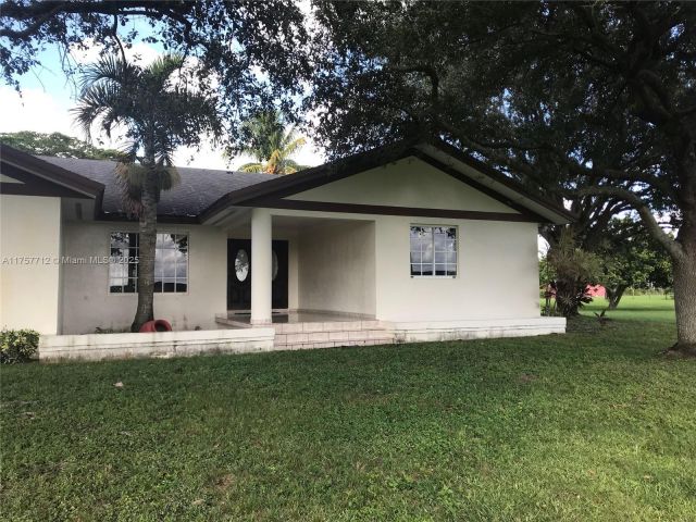 Продажа дома по адресу 22171 SW 274th St - фото 5598624