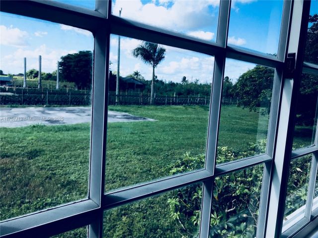 Продажа дома по адресу 22171 SW 274th St - фото 5598632