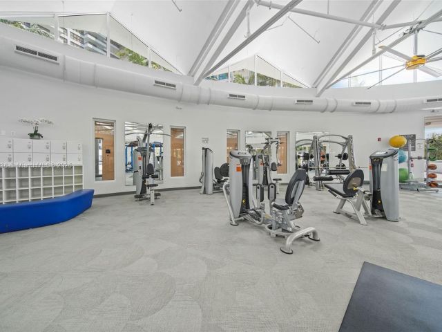 Продажа квартиры #812 - фото 7477910