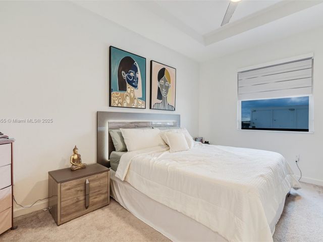 Продажа дома по адресу 12816 SW 235th Ter 12816 - фото 5628021