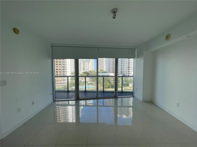 Продажа квартиры #819 - фото 5613617