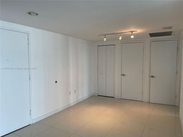 Продажа квартиры #819 - фото 5613620