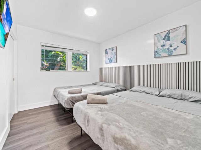 Продажа дома по адресу 1215 NE 200th St - фото 5970715