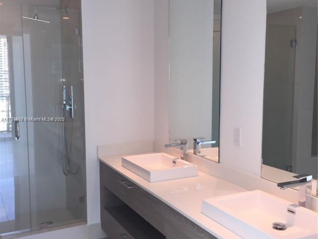 Продажа квартиры #1910 - фото 5620655