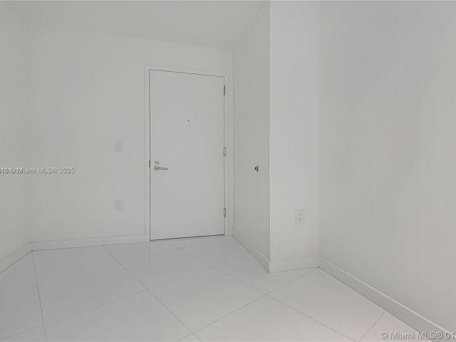 Продажа квартиры #2600 - фото 5639817