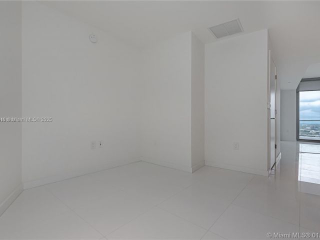 Продажа квартиры #2600 - фото 5639818